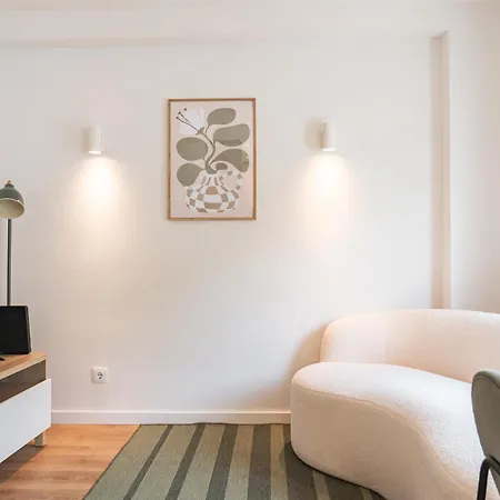 Appartement Campolide Charm Ii *
