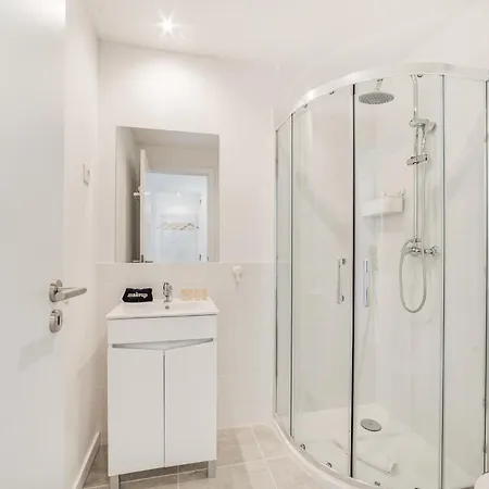 Appartement Campolide Charm Ii *