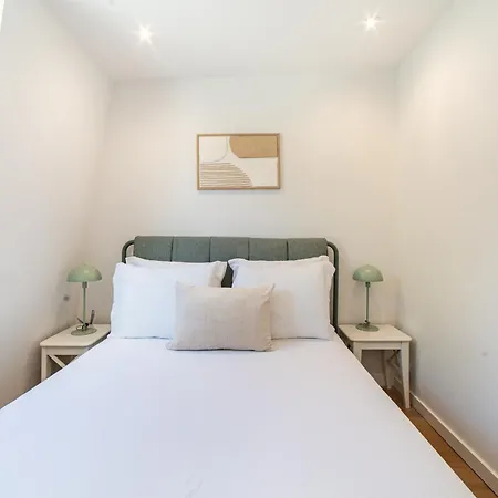 Campolide Charm Ii *