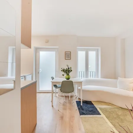 Apartament Campolide Charm Ii *