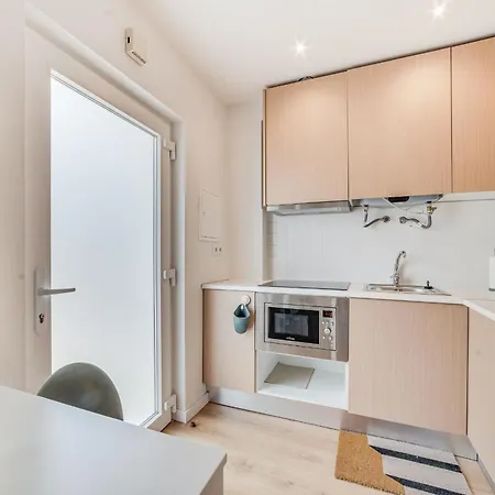 Campolide Charm Ii Apartmán